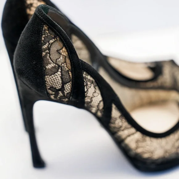 CHRISTIAN DIOR Lace & Suede Pump - Picture 5 of 10